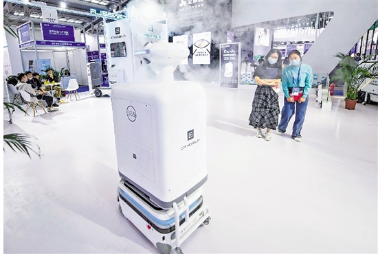 聚焦CMEF2026：新华医疗亮相展示多领域智慧创新成果(图1)